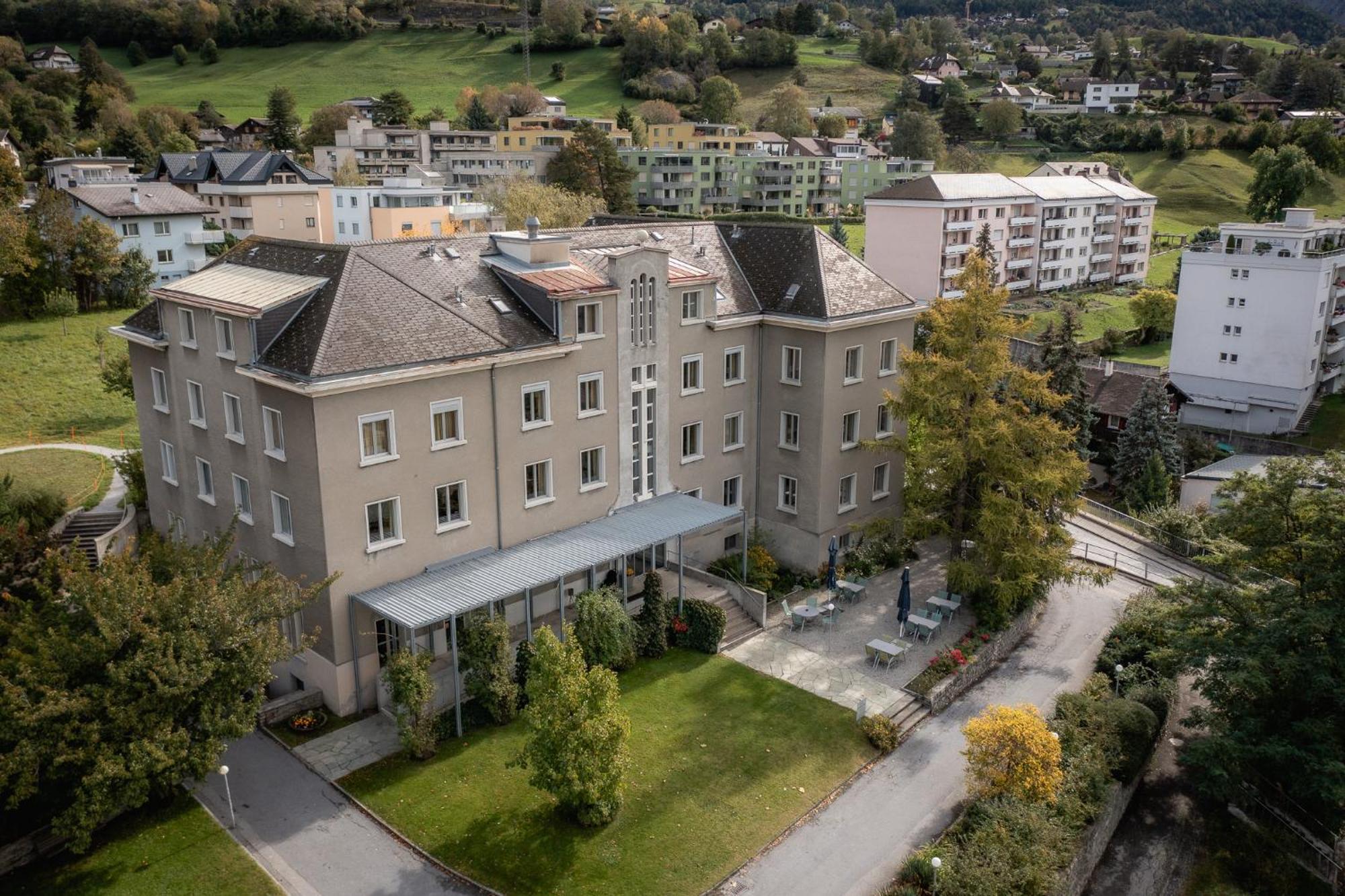 Hotel Haus Schoenstatt Contactless-Check-In ブリーク エクステリア 写真